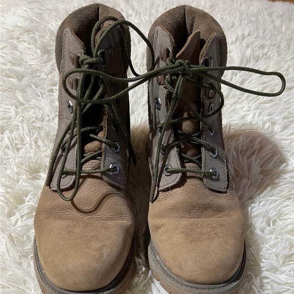 Timberland Boots - 8.5 - Picture 3 of 5